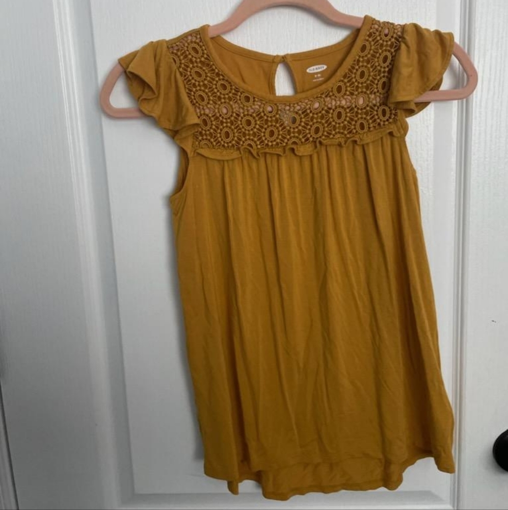 Old navy size 8 top